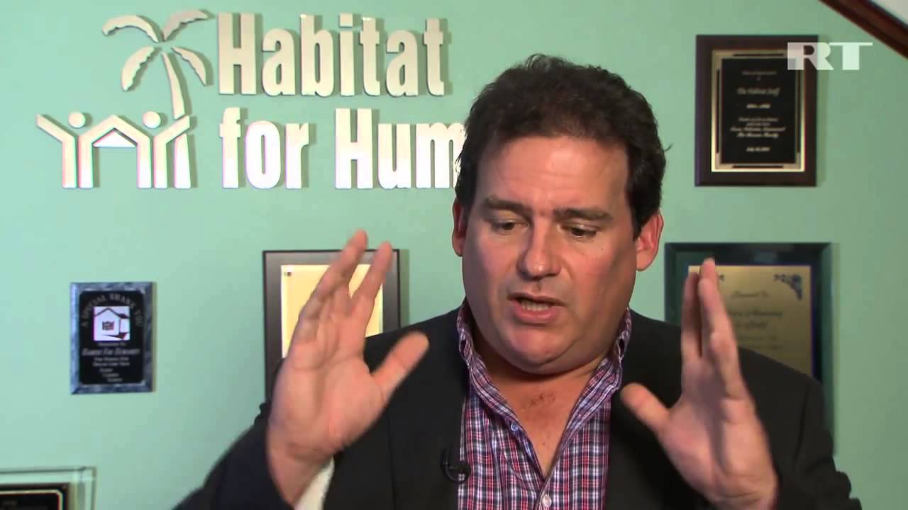 Miami, Florida USA   20% In Poverty, Starving, Homeless   Shocking Scenes