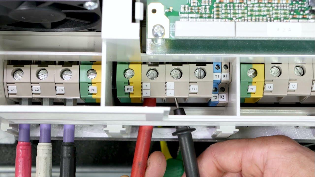 VFD Measurements Measuring AC Line And DC Bus Voltage YouTube 