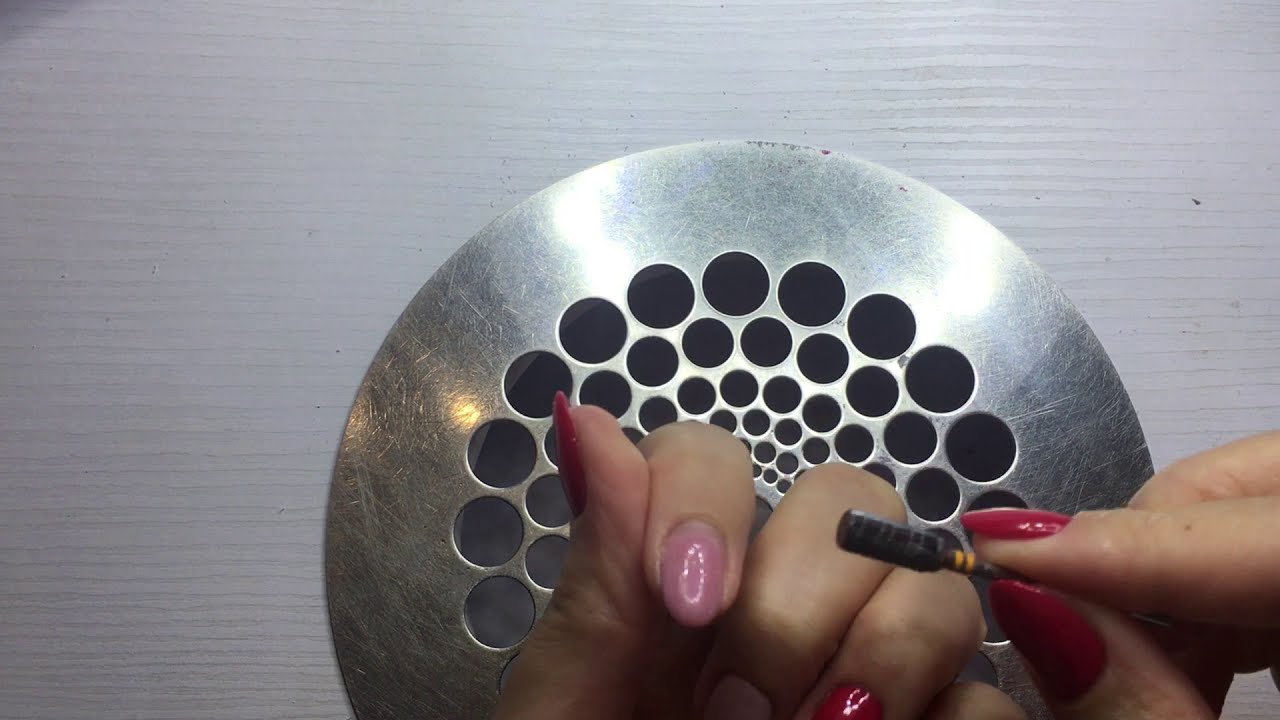 Géllakk eltávolítása csiszológéppel