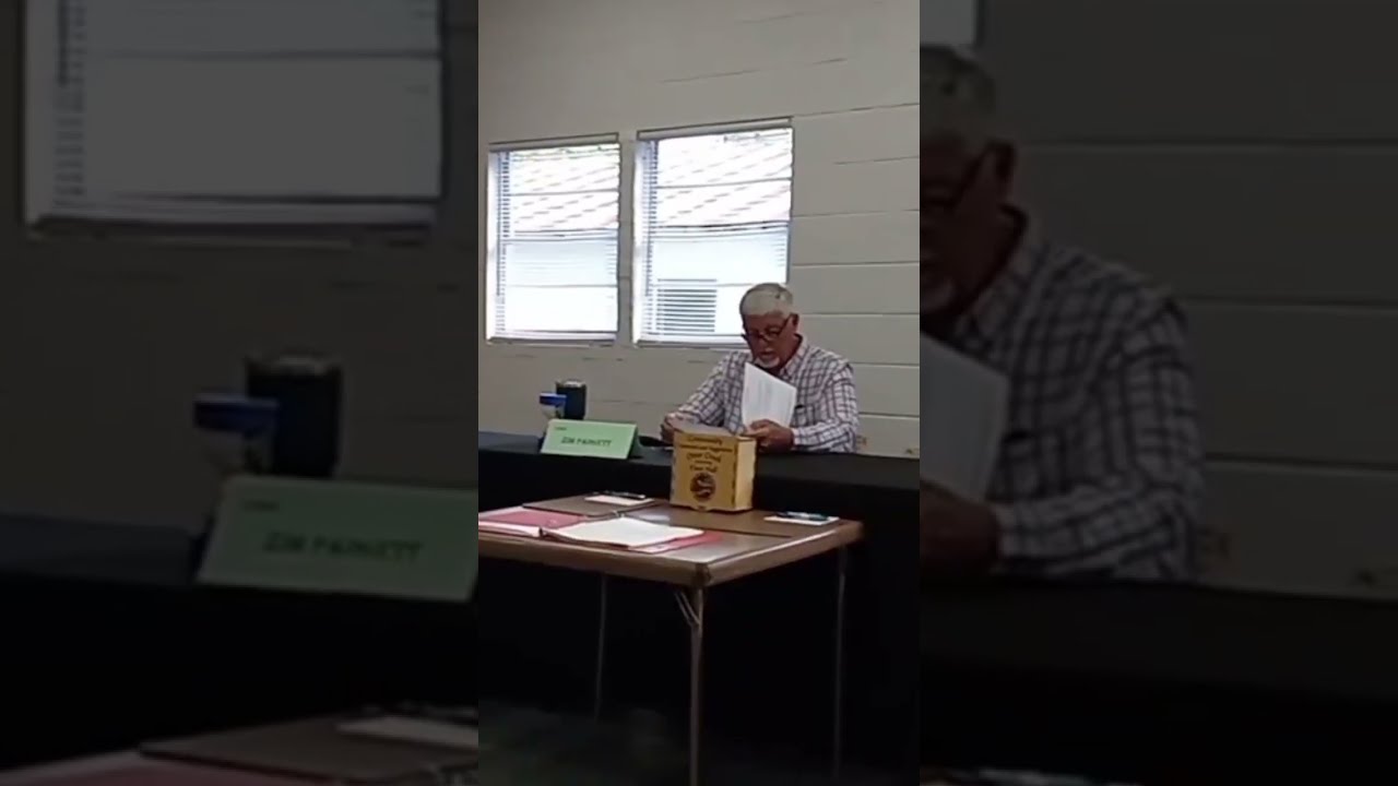 Look At Carl The Otter Creek Fl New Vice Mayor 