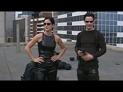 Video: Wachowski Y Reeves Organizan La Fiesta De Clausura De Matrix 4