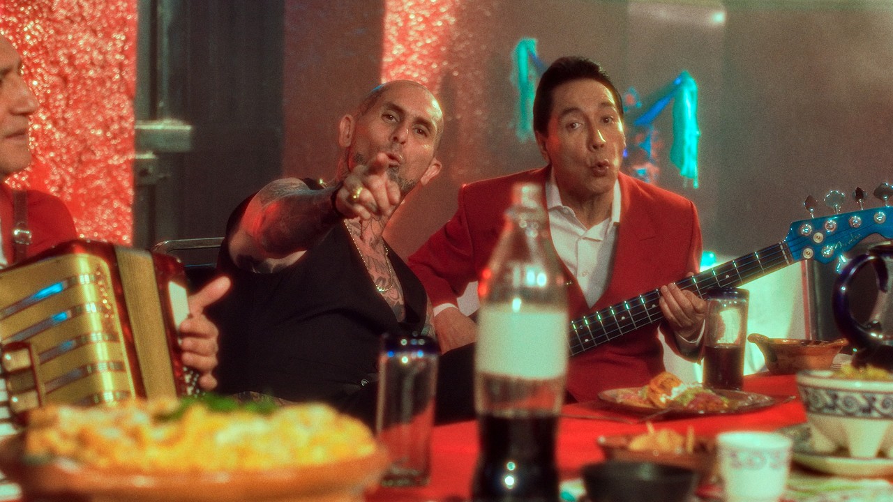 Ke Personajes, Los Ángeles Azules - De la A a la Z (Video Oficial)