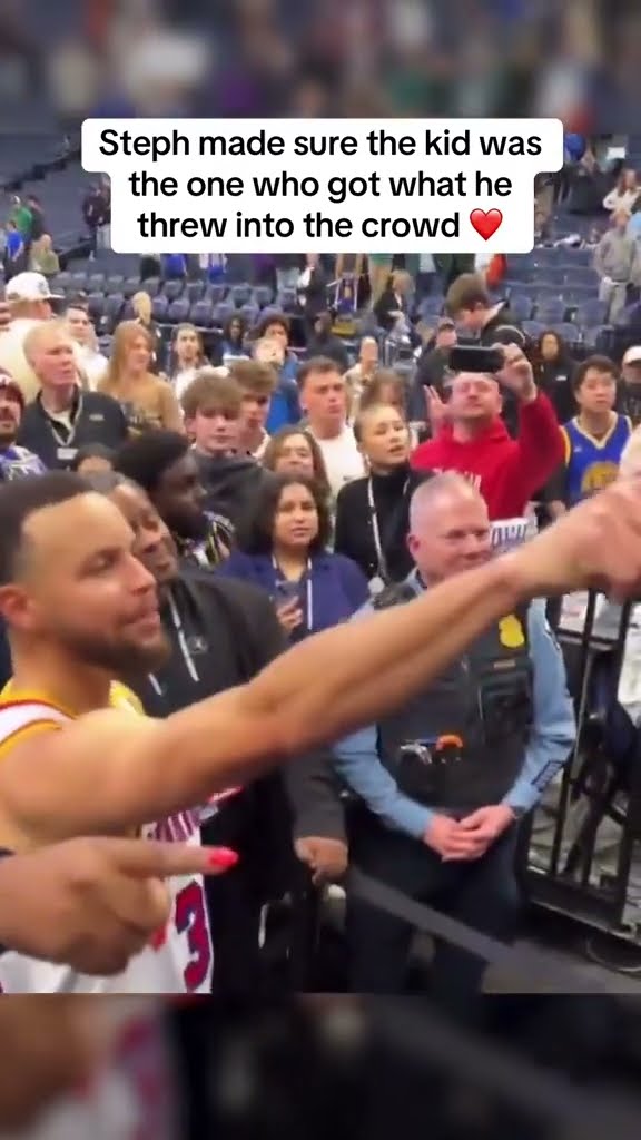 Steph made sure (via TheMisterMann/X)