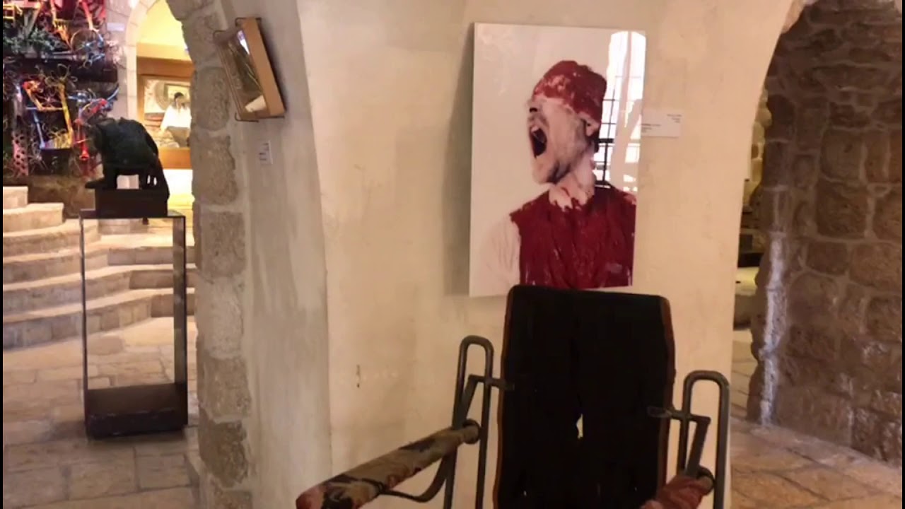 Яффа .Музей Иланы Гур. Круговорот жизни и смерти.