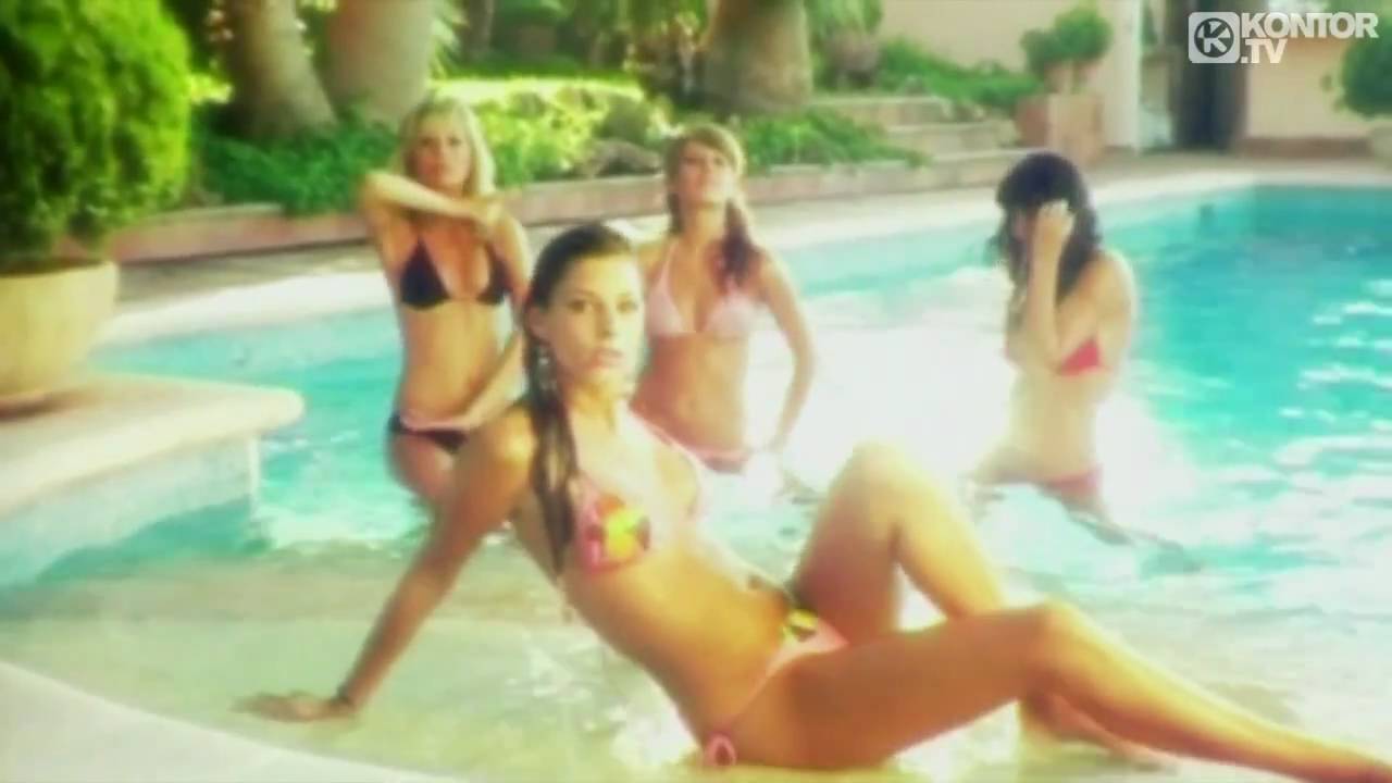 riopan Vinylshakerz - Club Tropicana (Official Video)