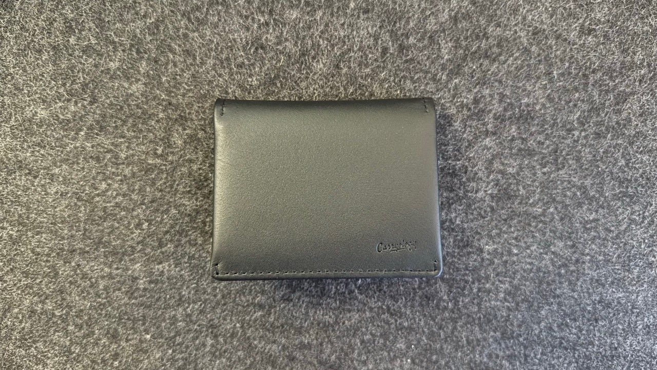 Bellroy x Carryology Slim Sleeve Wallet - YouTube