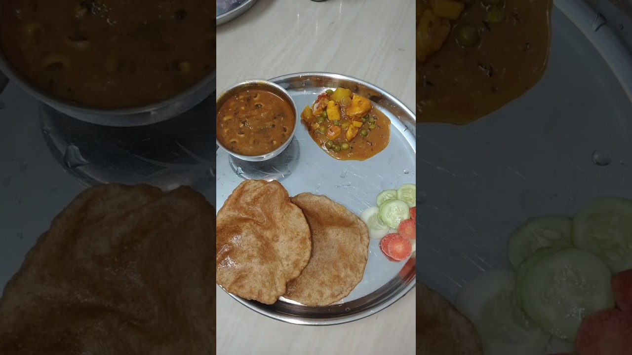 lunch thalli sabji Puri 🥗😋
