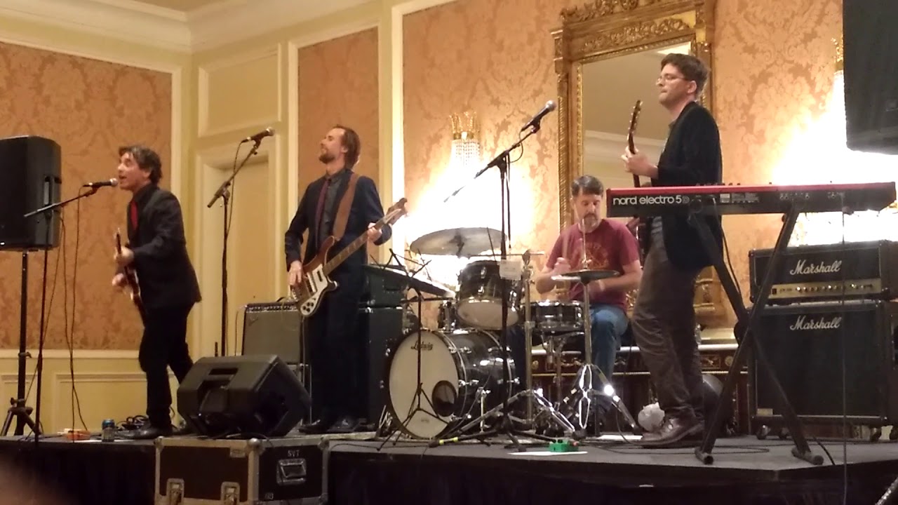 The Headless Relatives