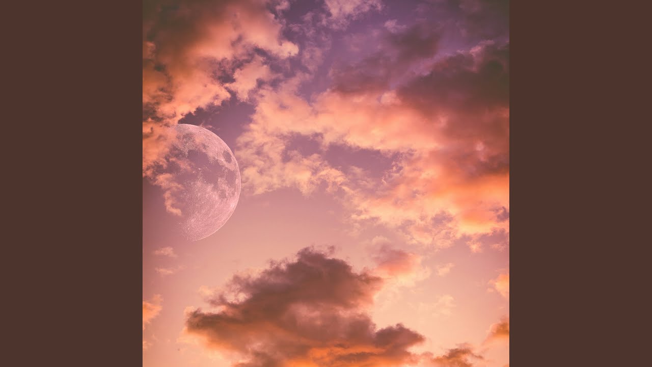 Guarda Moonlit Night su YouTube Guarda Moonlit Night su YouTube