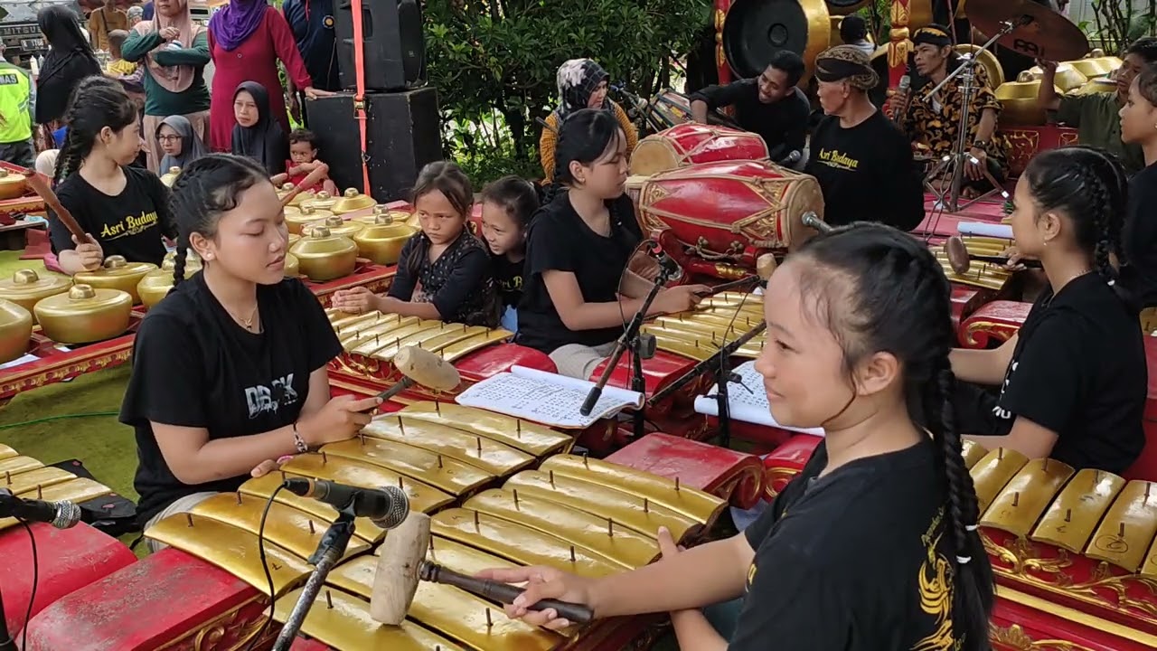gending banyumasan,sanggar asri budaya,desa srowot,kec  kalibagor