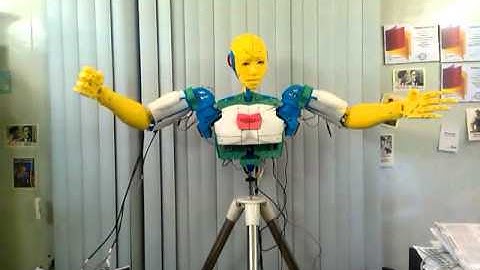 Iskanderus.InMoov. First protocol test.