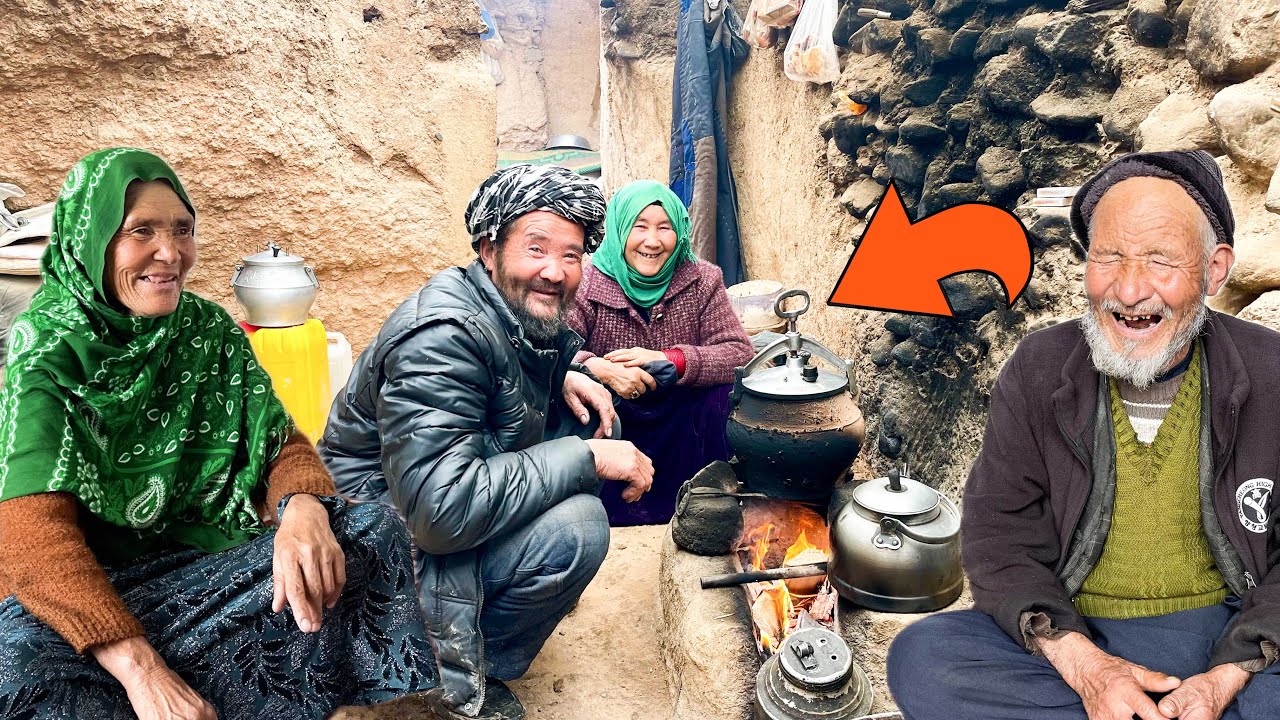 Reunite Tow Lovely Couples | #cooking  delicious Soup For Friends | Grand Father for Grand Father