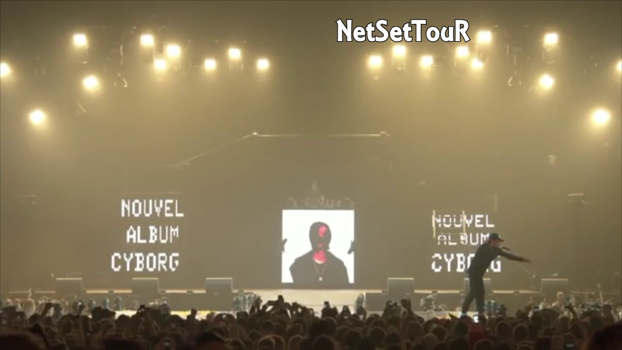 Cyborg : Nekfeu dévoile son nouvel album par surprise en plein concert à  Bercy (VIDÉO)