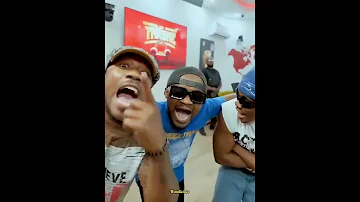 Mbosso Akiimba Aviola Live 