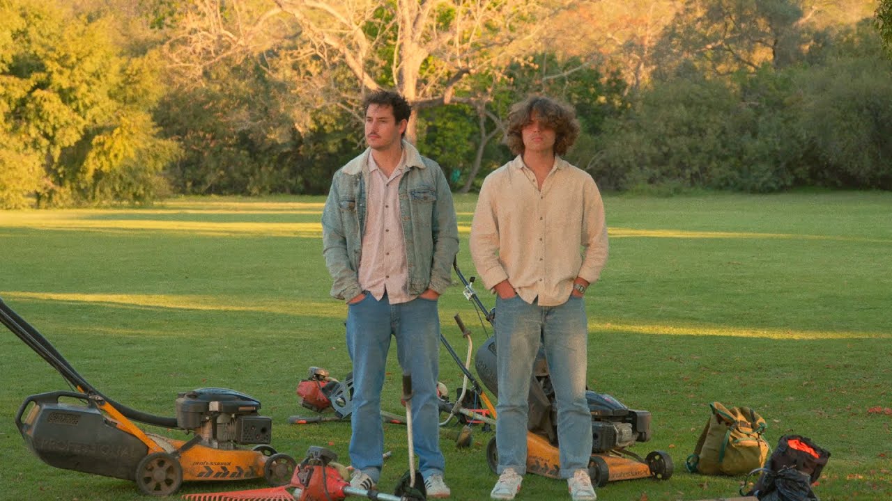 GSTRiNG Olivia (Visualizer) YouTube