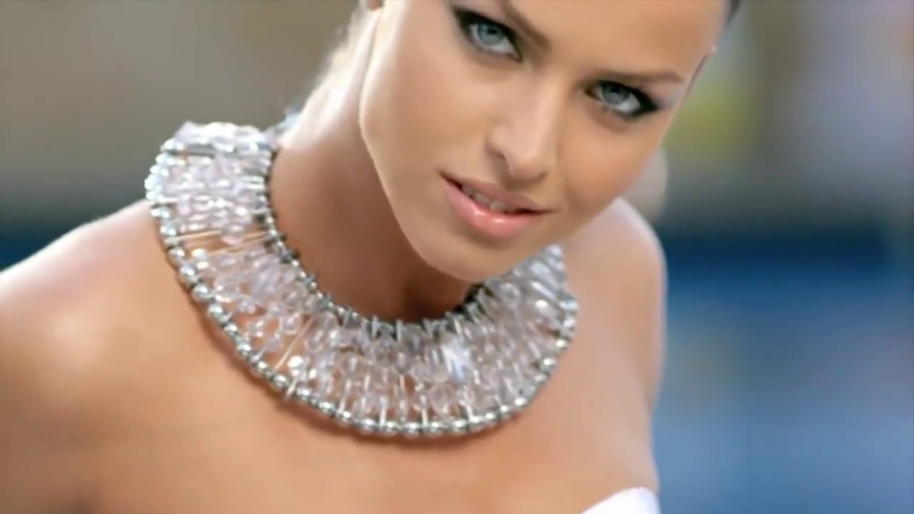 Kate Bazhenova   Thank you summer   Gracias verano   Musica Pop Rusa 36