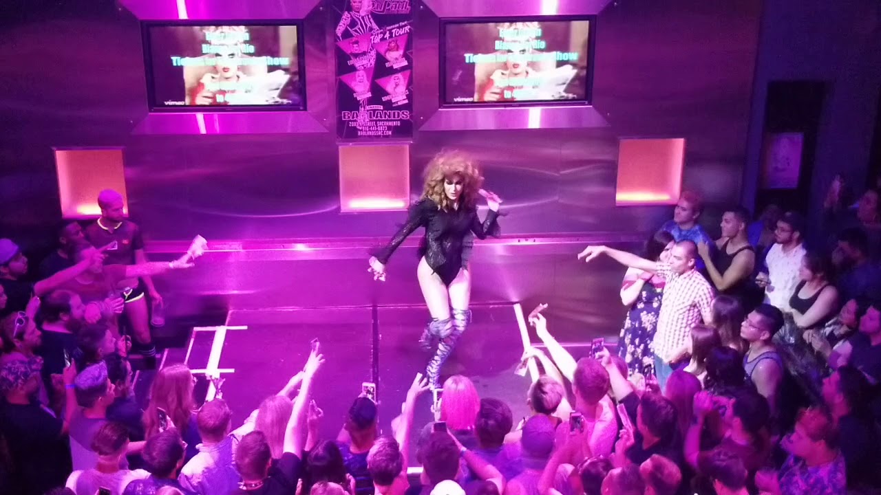 Trinity The Tuck Taylor