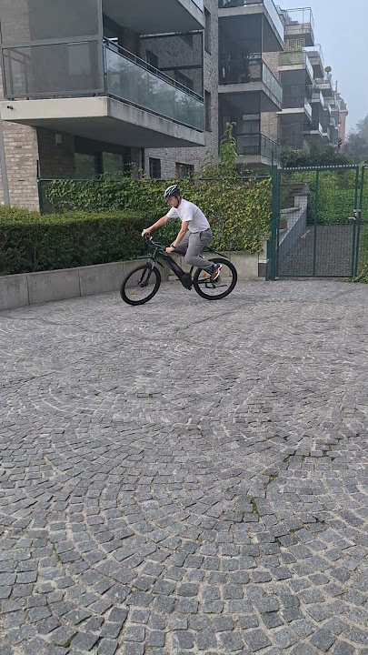 The new Decathlon E ST500 bike broke  during the first week of use