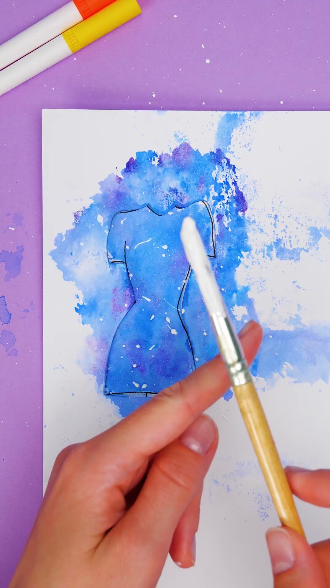 La galaxia misteriosa contra el vestido arco iris ✨?? #art #shorts