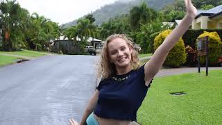 2018 SYDNEY SMITH - LILY DOWNS
