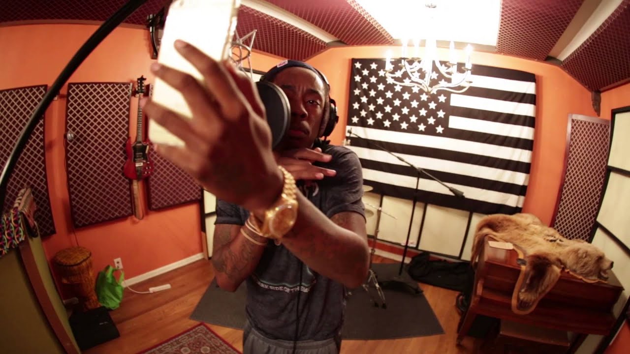 Starlito & Don Trip - Lil' Bit auf YouTube ansehen Starlito & Don Trip - Lil' Bit auf YouTube ansehen
