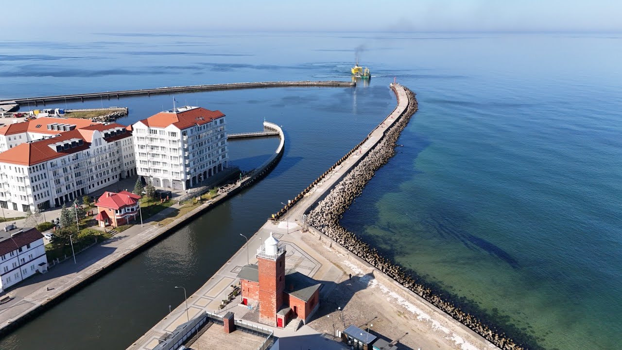 Darłowo - Darłówko | The End of Summer | Koniec lata | DJI Air 3 cruisy drone footage [4K]