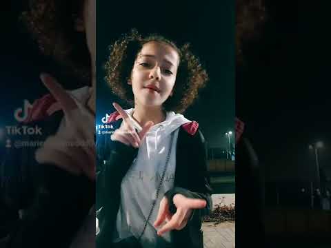 طمنيني قوليلي ازيك عامله ايه