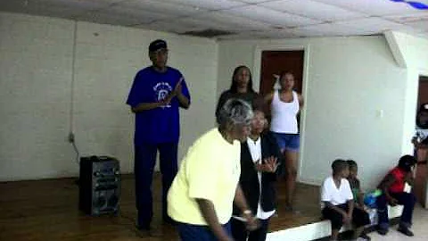 Brookins 2010 Family gatering featuring Aunt Alice...