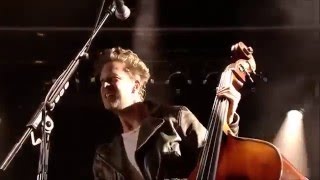 Mumford & Sons - The Cave (Live At Reading Festival 2015) - HD