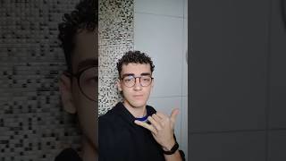 Finalizando O Cabelo Cacheado Curto Masculino Antes De Ir Para A Escola