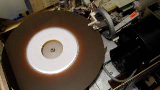 Naked RK05F vintage hard disk -- spinning up (1/3)