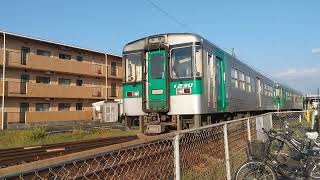 編成順で1200型のトップナンバー連結、羽ノ浦駅に到着する1200型気動車。