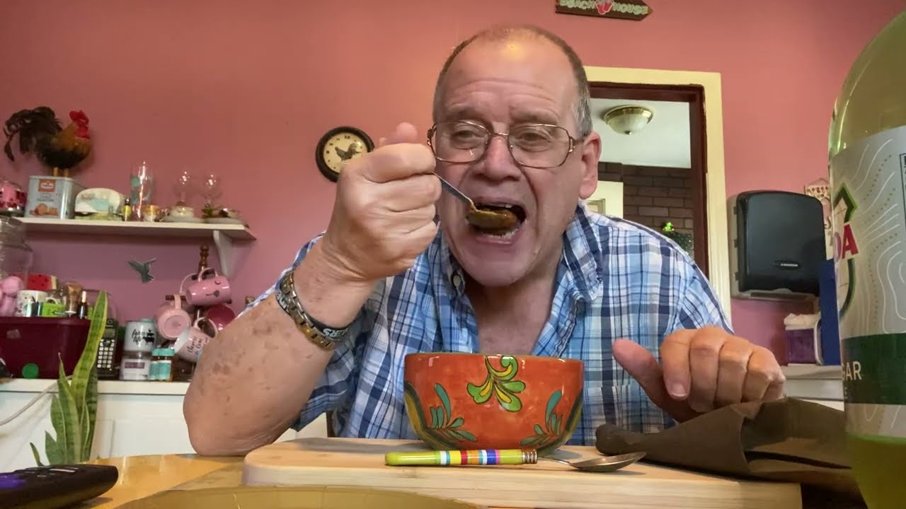 Миска чили и...? Нет, ты этого не делал??