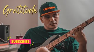 Vignette de la vidéo "Niko Njotorahardjo - S'gala Puji Syukur (Bass Cover)"