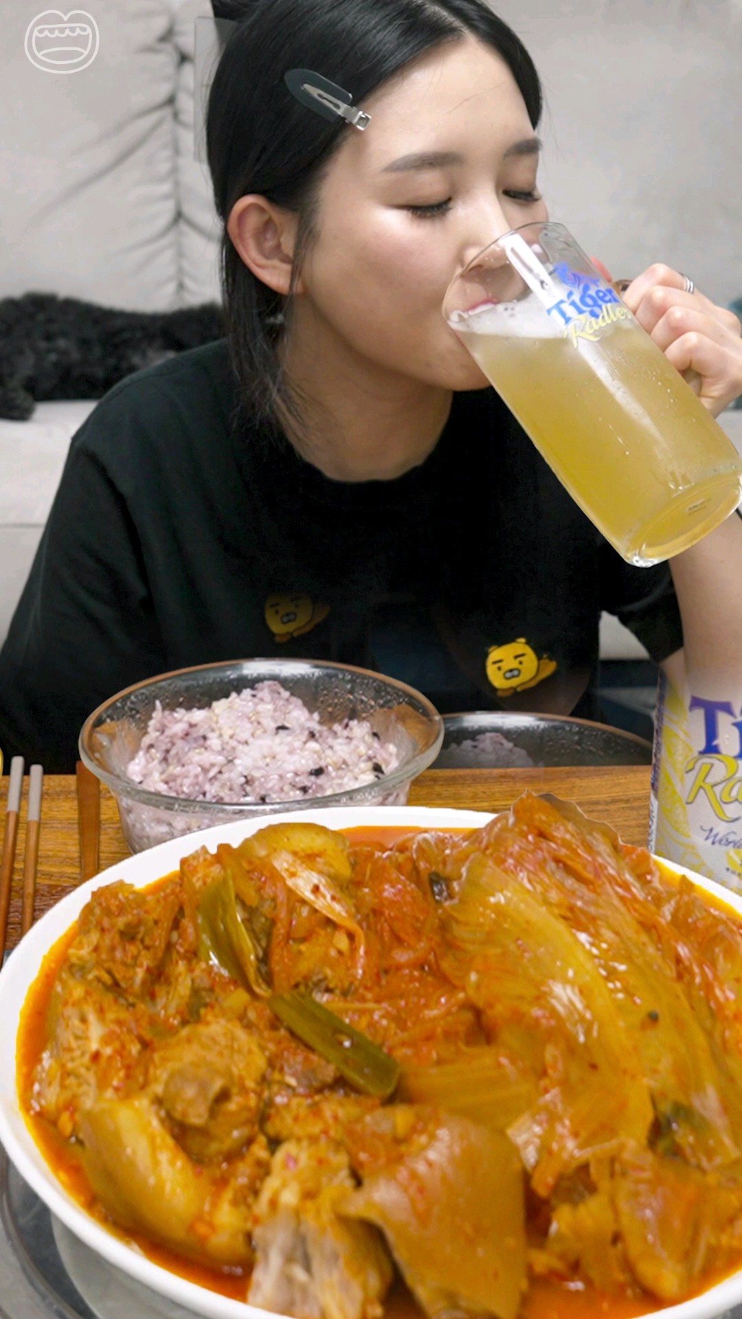 김치찜에 라들러 한잔