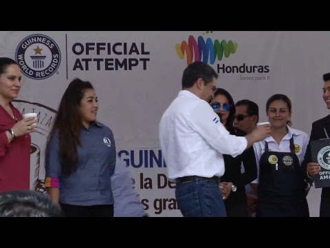 Guinness World Record - La Taza de Café y Degustación más Grande del Mundo.