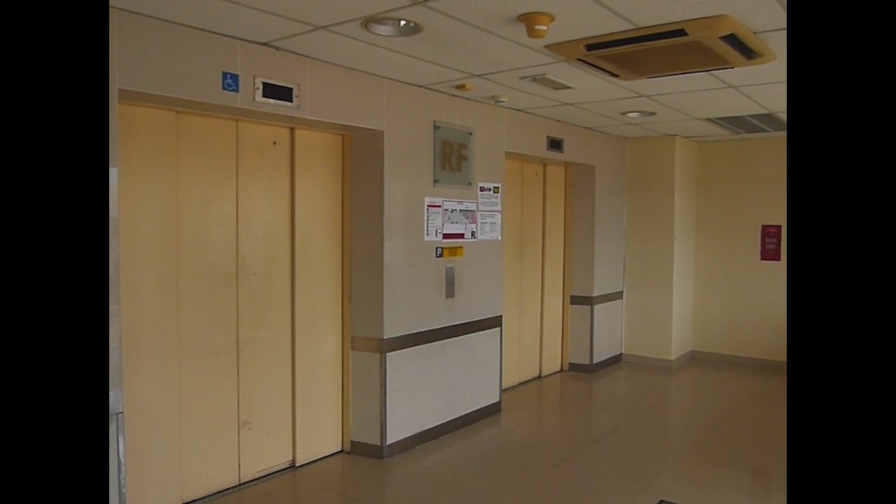 Merdeka day Special 31/8/2023 Fujitec Singaporean Lift at Aeon Mall Seremban 2 2nd lobby