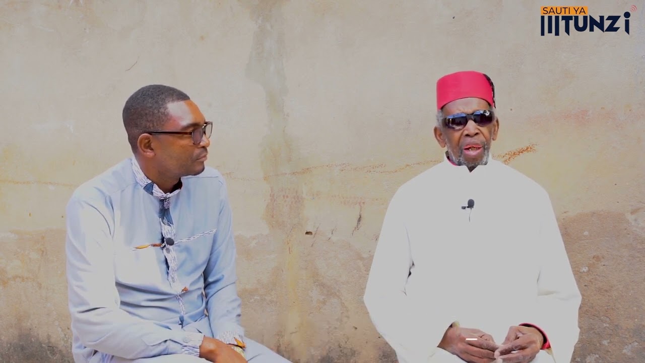 Amiri S.  Andanenga - Akizungumuzia maisha yake, tangu kuzaliwa kwakwe.