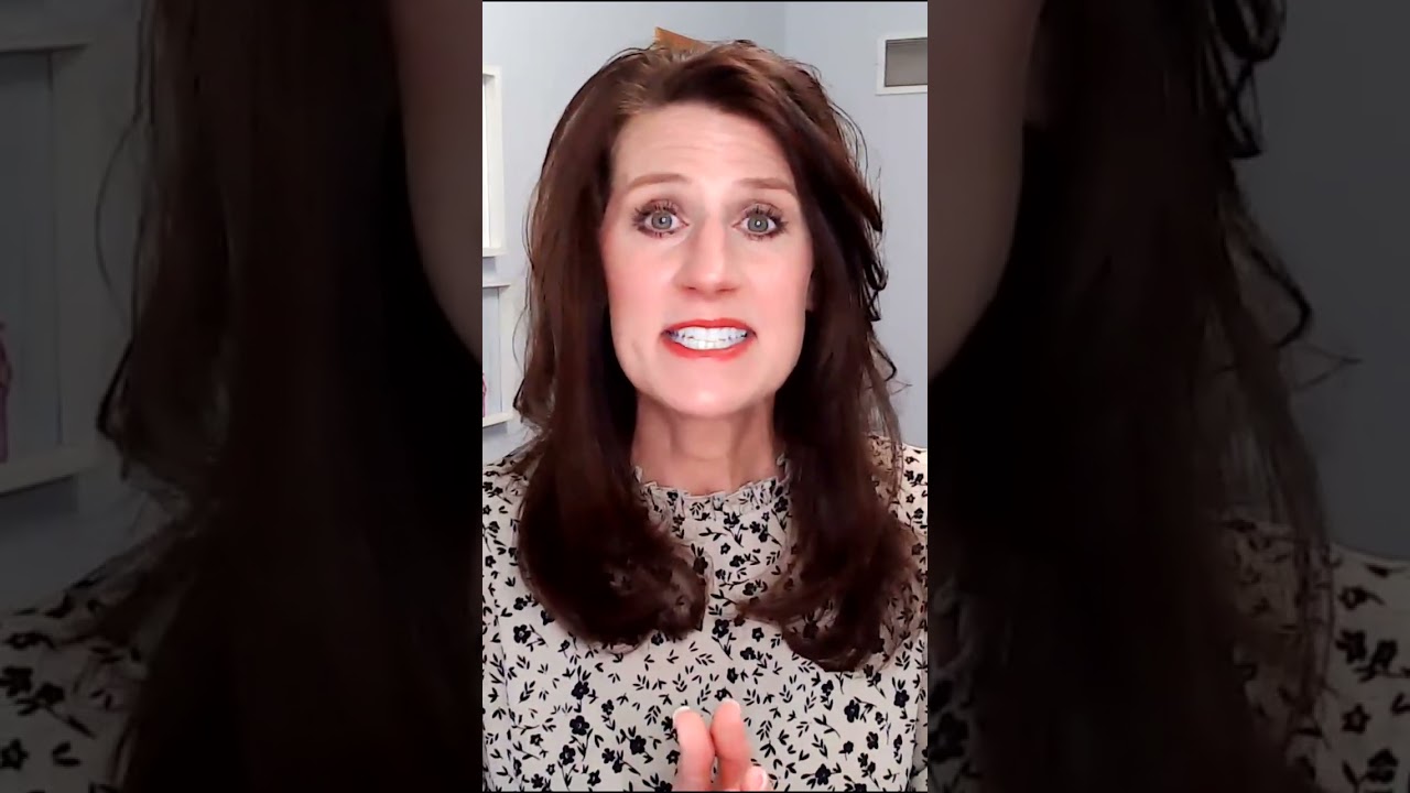 What Causes Easy Bruising? Nutrition Causes & Tips | FREE GUT QUIZ - LINK BELOW ➡️