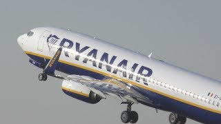 4K Ryanair 737-800 Landing,Takeoff Compilation EDLV