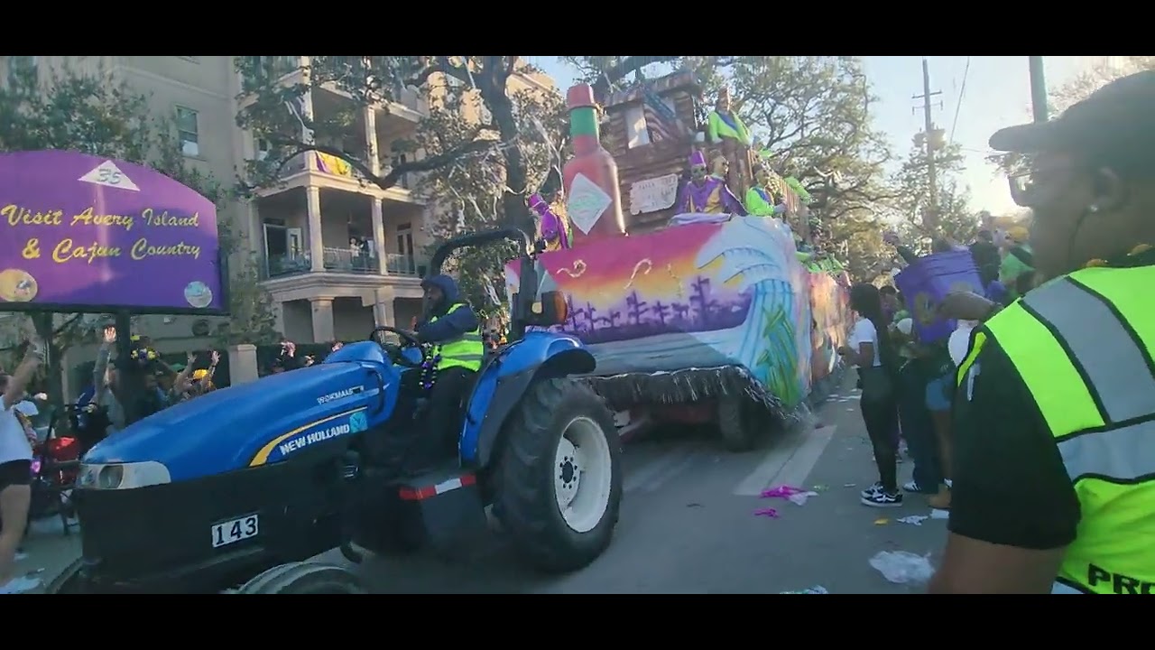 Krewe of Thoth Float 35 - Visit Avery Island & Cajun Country - YouTube