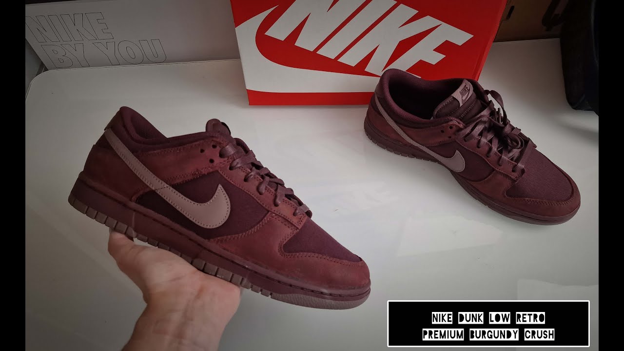 nike dunk burgundy