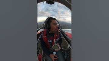 Pilot Pours Maté Tea During Daring Barrel Roll || ViralHog