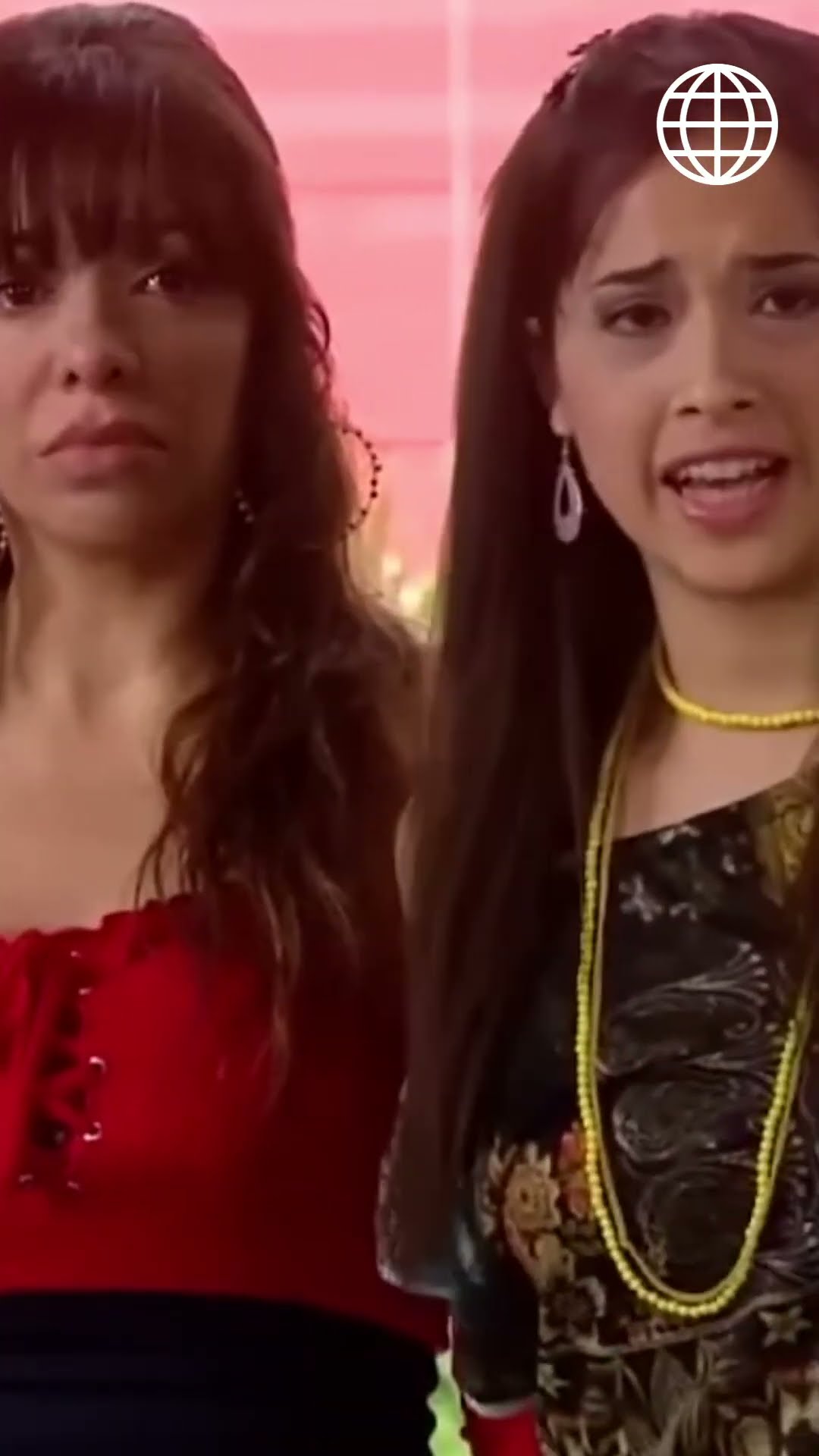 AL FONDO HAY SITIO 3| When Reyna interrupted Lucho and Charo's wedding | #Shorts