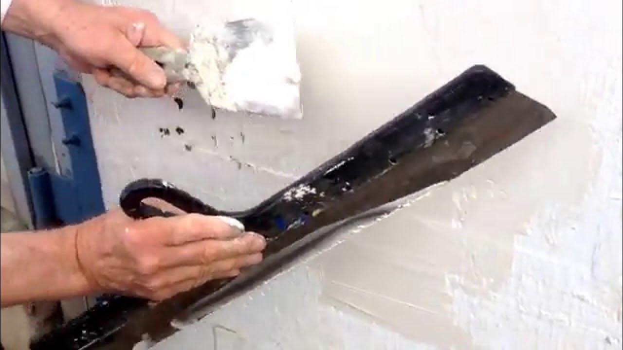 Зачистка кузова автомобиля. Шпаклевка детали. Шпатлевание металла. Шпаклевка кузова автомобиля. Рихтовка покраска авто.