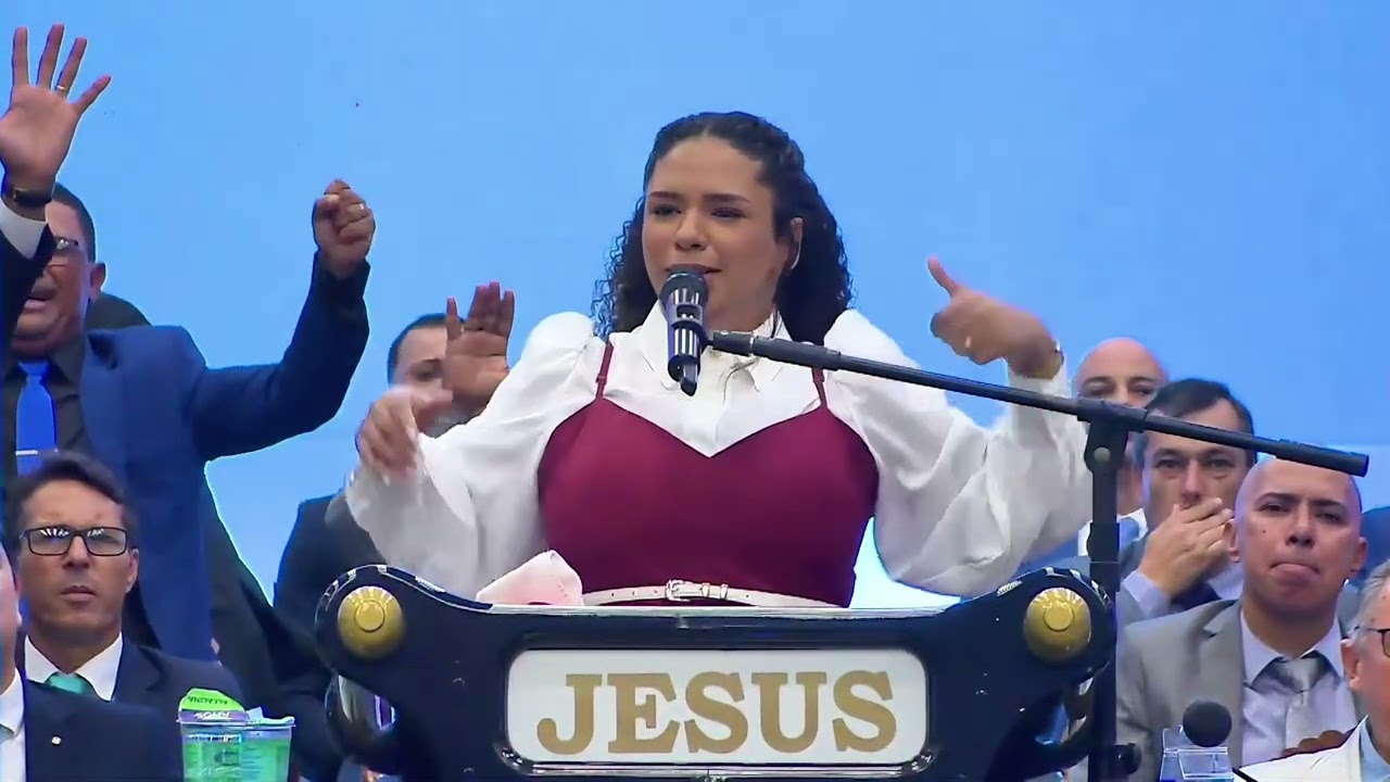 Quando uma canção vira Oração -  Enquanto Eu Cantava “Eu vou orar” uma presença invadiu a igreja