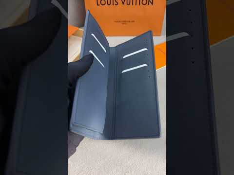 Гаманець чоловічий Louis Vuitton Brazza Aerogram Blue синій гаманець якість преміум, видео 1