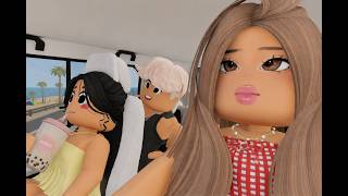 🌅 Our CRAZY Daily Routine in Bloxburg… Nothing Went Normal 😂🏡