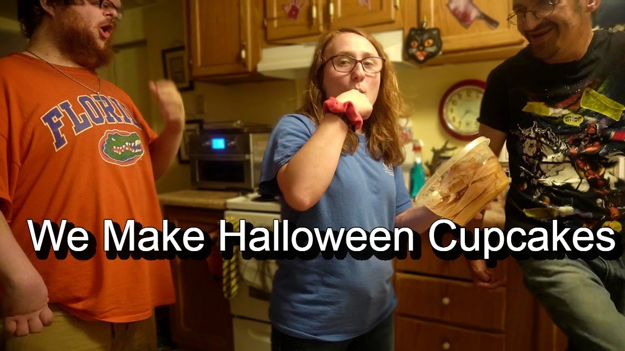 Cooking with The Dx1 Family - We Made Halloween Cupcakes