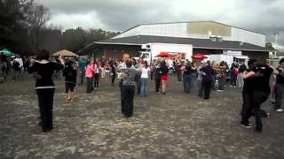 Flash Mob  Mambo Italiano 2012.AVI